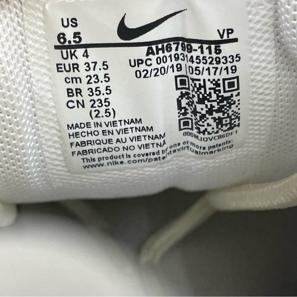 Nike Air Max 98 Green White Black White Trainers 
Size UK 4
AH6799-115 - Picture 8 of 8